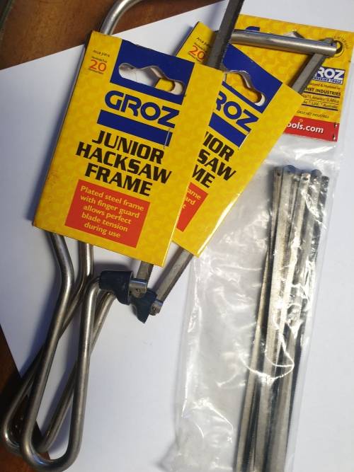 Junior Hacksaw frames (x2) `Groz` + 20 Blades